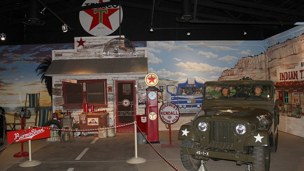 Click to Enlarge-Esc to Close EventPhotos/Route66/Route 66-3680 Elk City OK.jpg